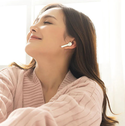 i100 TWS 5.0 Bluetooth Earbuds with Charging Case